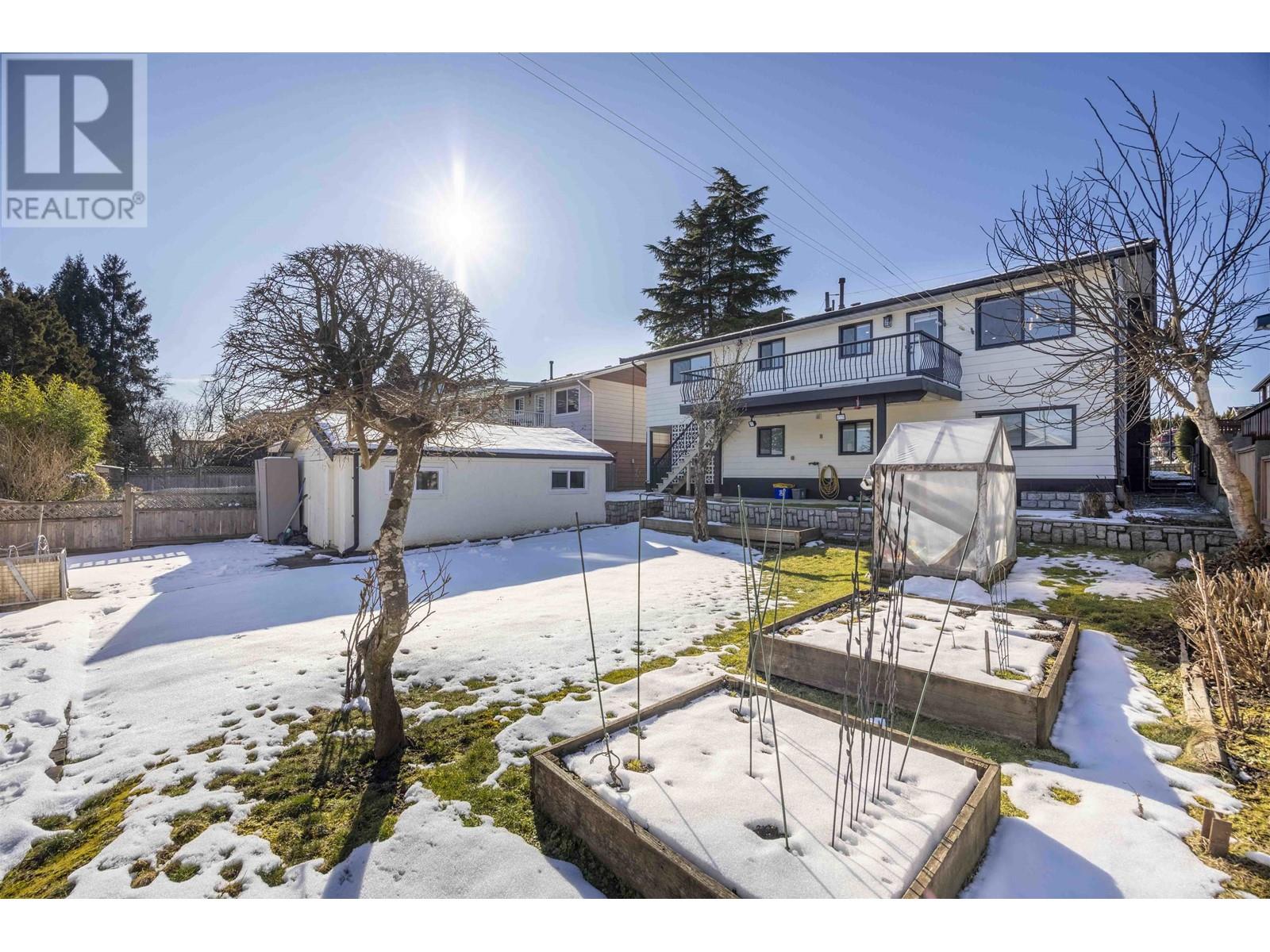 926 Grove Avenue, Burnaby, British Columbia  V5B 4G7 - Photo 16 - R2968938