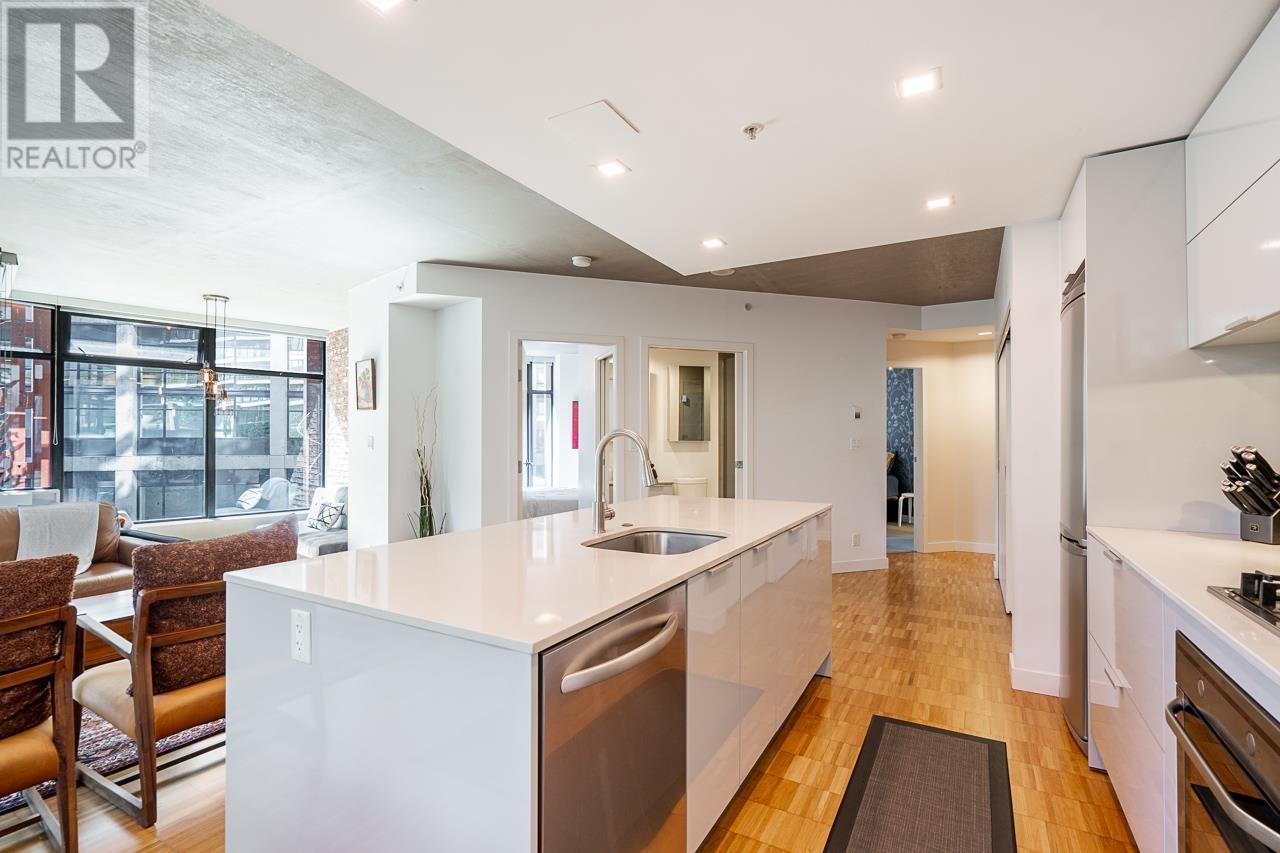 Listing Picture 12 of 38 : 706 128 W CORDOVA STREET, Vancouver / 溫哥華 - 魯藝地產 Yvonne Lu Group - MLS Medallion Club Member