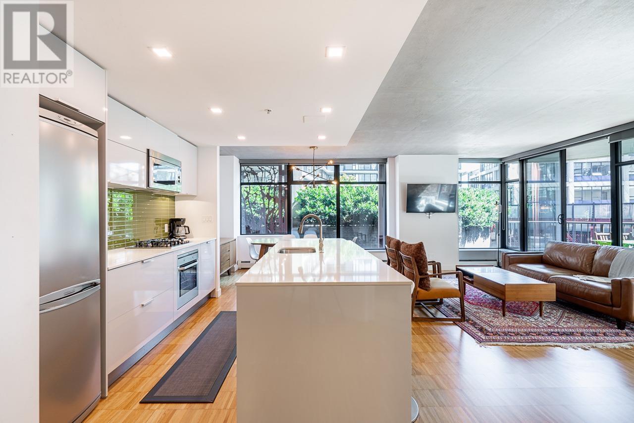 Listing Picture 14 of 38 : 706 128 W CORDOVA STREET, Vancouver / 溫哥華 - 魯藝地產 Yvonne Lu Group - MLS Medallion Club Member