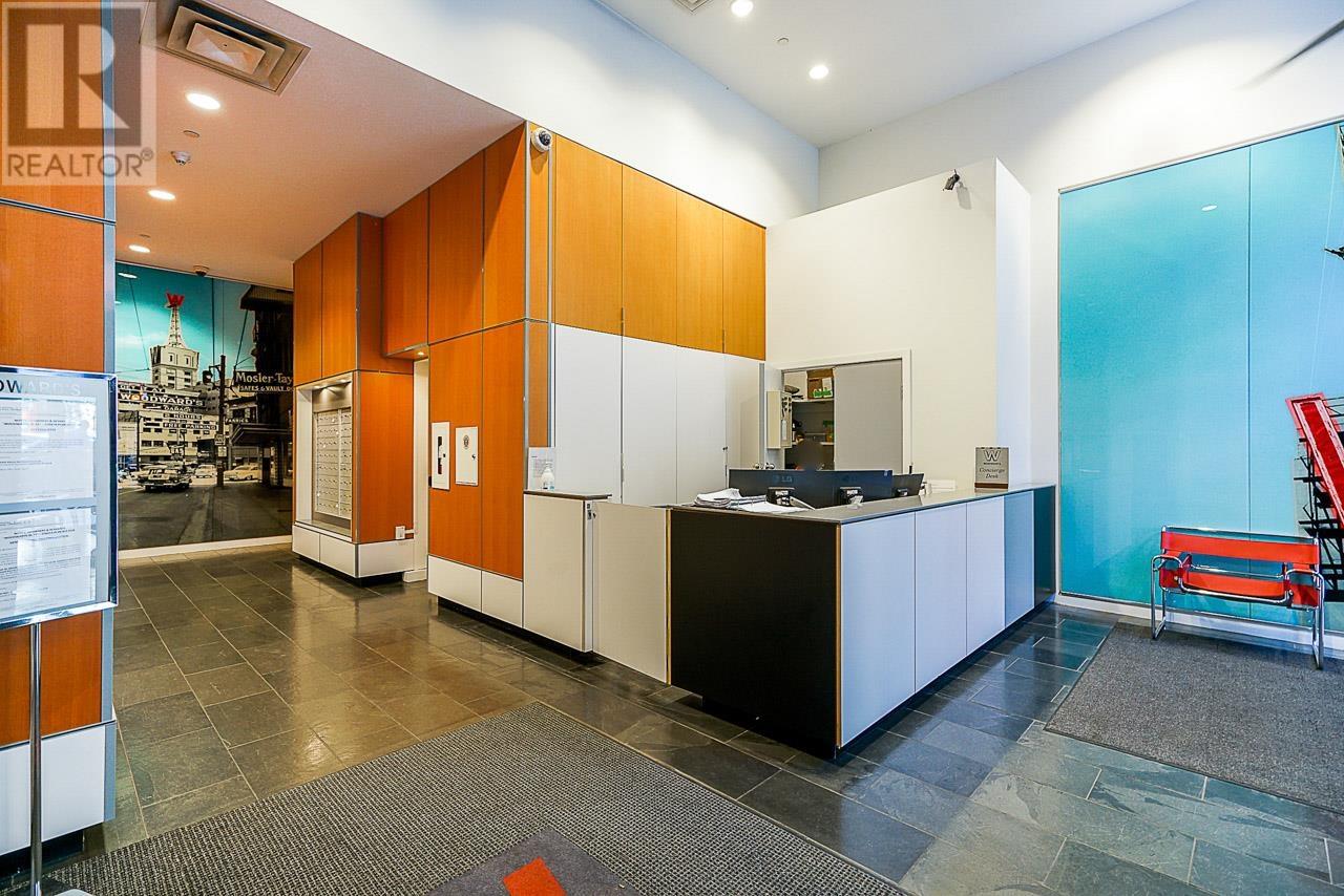 Listing Picture 33 of 38 : 706 128 W CORDOVA STREET, Vancouver / 溫哥華 - 魯藝地產 Yvonne Lu Group - MLS Medallion Club Member