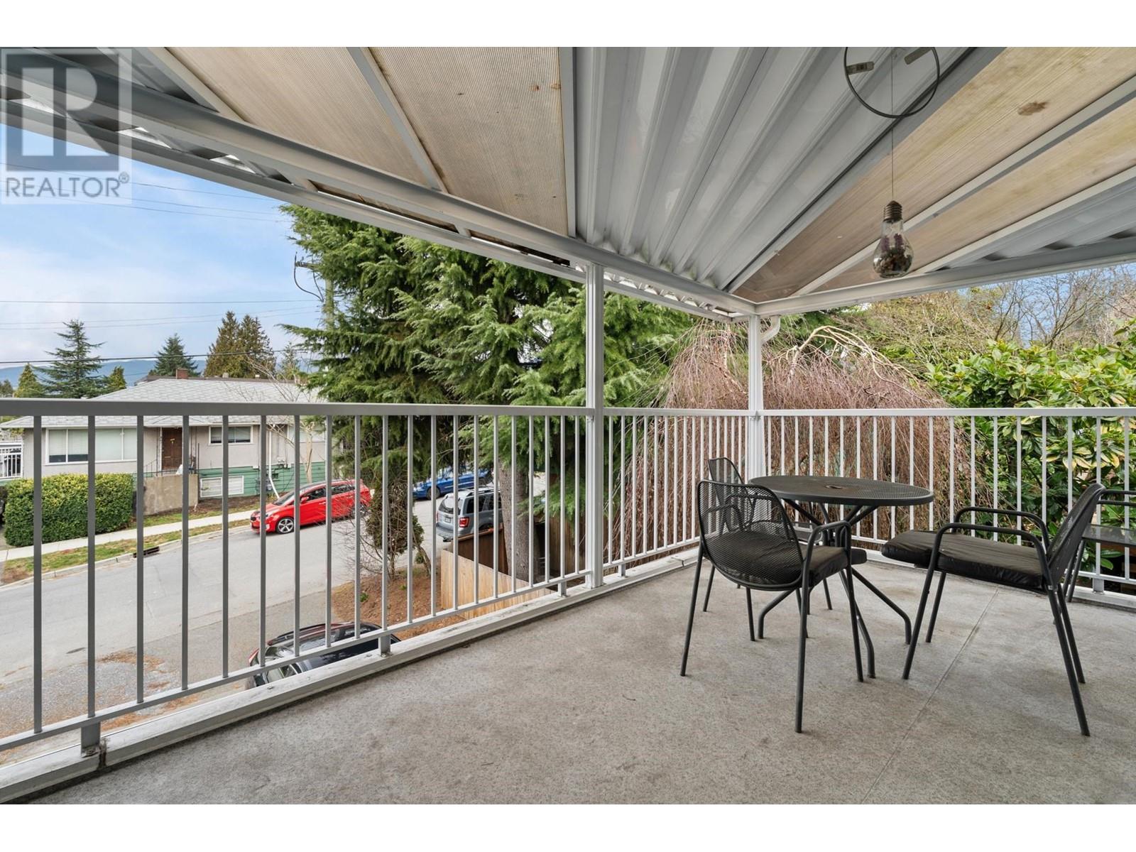 332 St. Patrick's Avenue, North Vancouver, British Columbia  V7L 4S9 - Photo 22 - R2969056