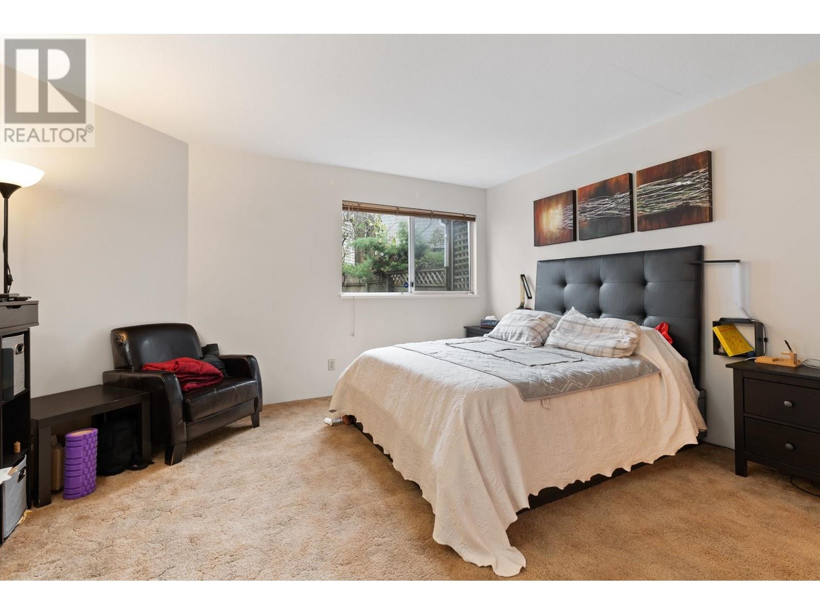 Property at 332 ST. PATRICK'S AVENUE image 4