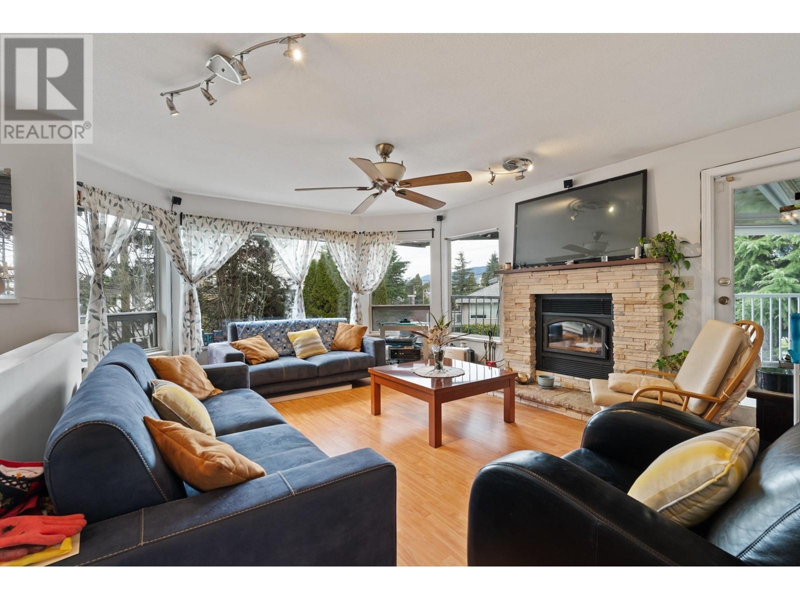 Property at 332 ST. PATRICK'S AVENUE image 5