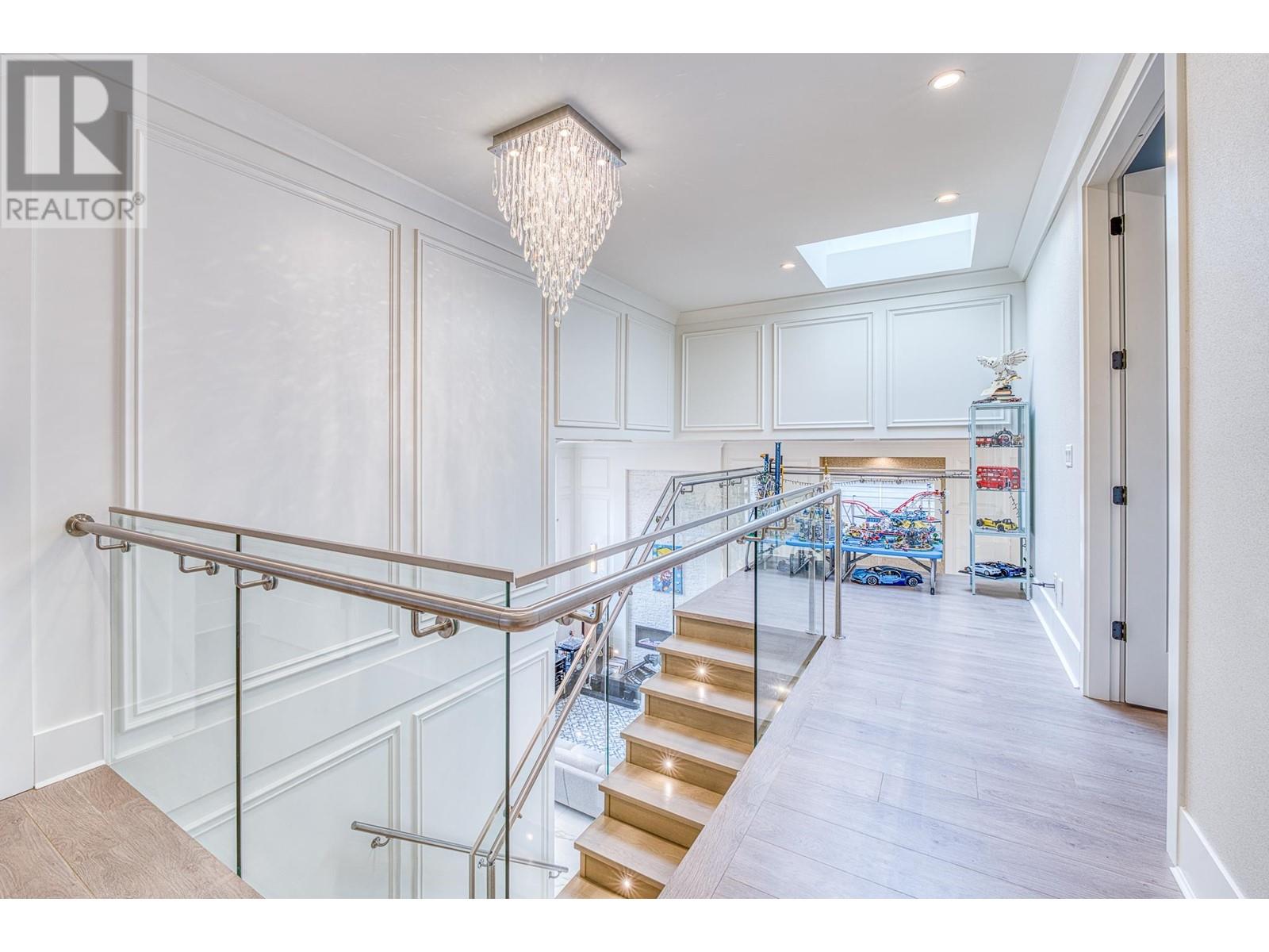 Listing Picture 19 of 28 : 10851 ROSELEA CRESCENT, Richmond / 烈治文 - 魯藝地產 Yvonne Lu Group - MLS Medallion Club Member