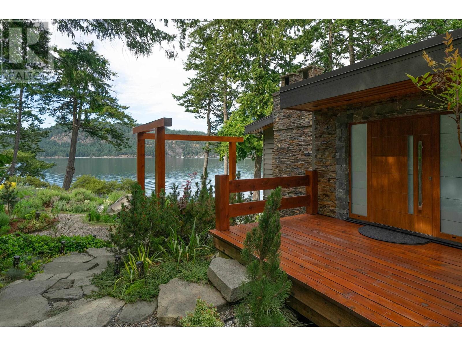 7909 Bedwell Drive, Pender Island, British Columbia  V0N 2M2 - Photo 11 - R2969038