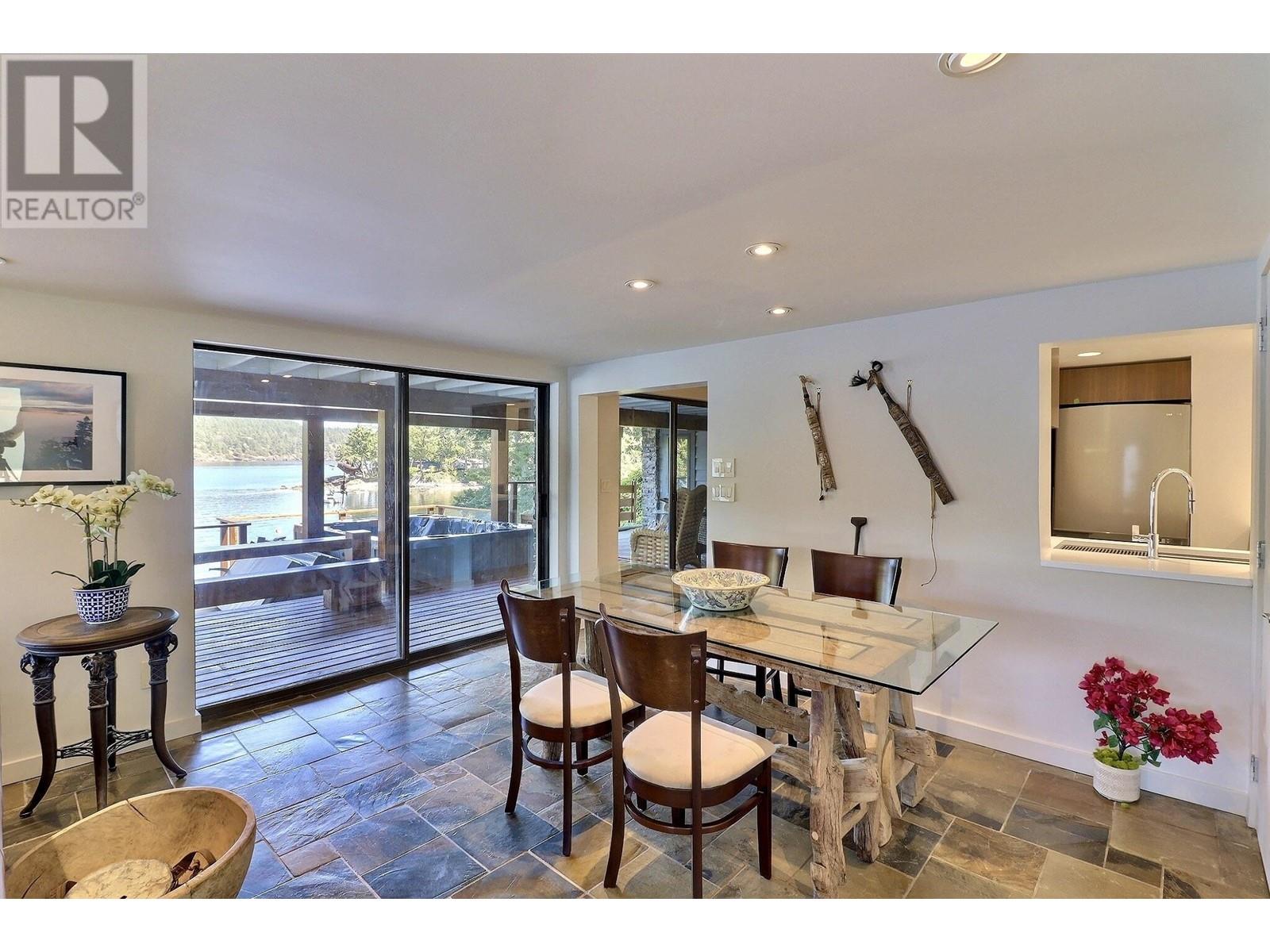 7909 Bedwell Drive, Pender Island, British Columbia  V0N 2M2 - Photo 33 - R2969038