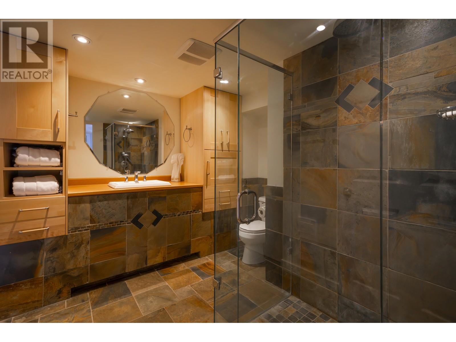 7909 Bedwell Drive, Pender Island, British Columbia  V0N 2M2 - Photo 37 - R2969038
