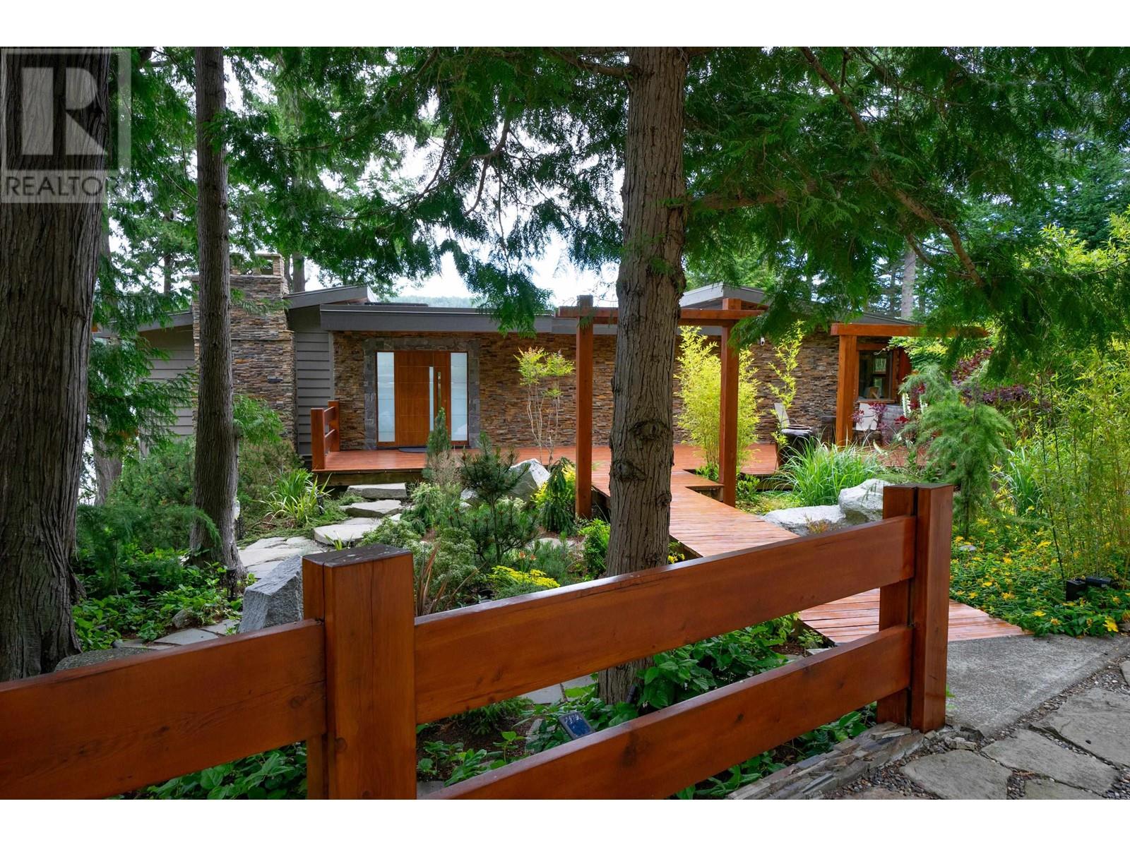 7909 Bedwell Drive, Pender Island, British Columbia  V0N 2M2 - Photo 6 - R2969038