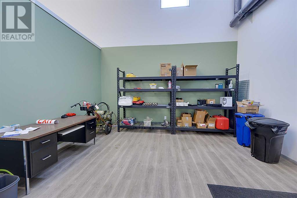 105 303a Larch Close, Rural Red Deer County, Alberta  T4E 1B4 - Photo 14 - A2196165