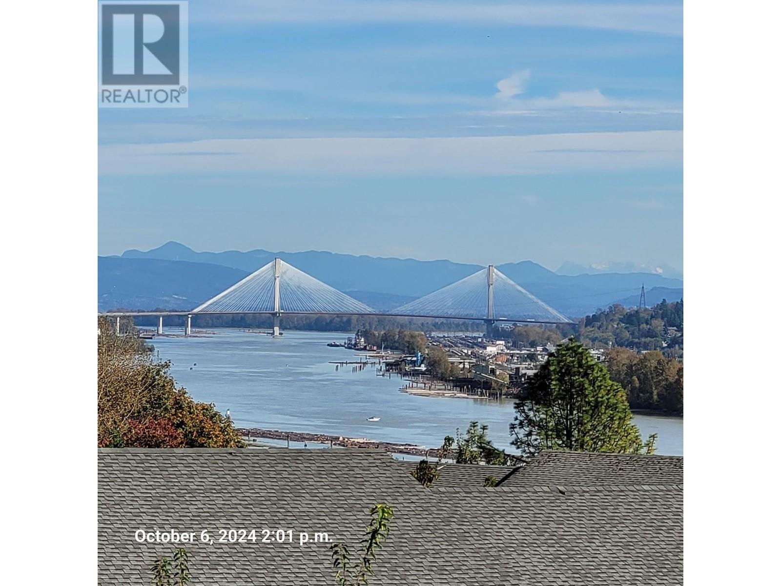 302 290 FRANCIS WAY, new westminster, British Columbia