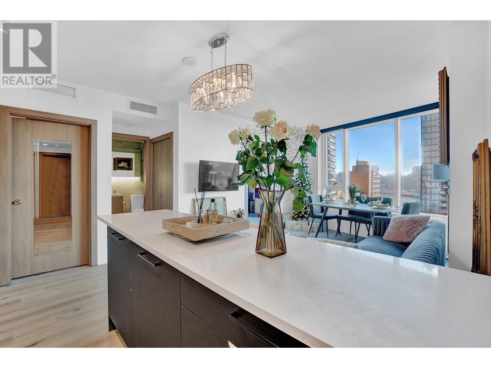 957 38 Smithe Street, Vancouver, British Columbia  V6B 0P3 - Photo 14 - R2969088