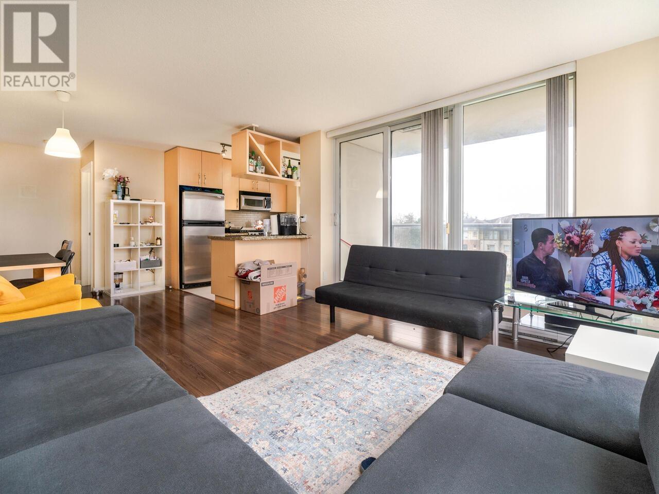 Listing Picture 10 of 21 : 706 5028 KWANTLEN STREET, Richmond / 烈治文 - 魯藝地產 Yvonne Lu Group - MLS Medallion Club Member