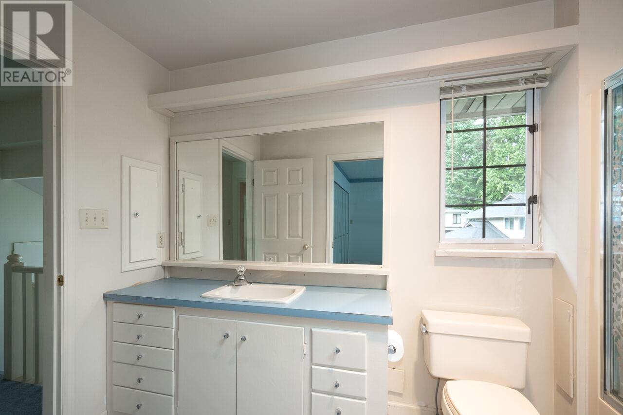 4197 Virginia Crescent, North Vancouver, British Columbia  V7R 3Z7 - Photo 30 - R2969092