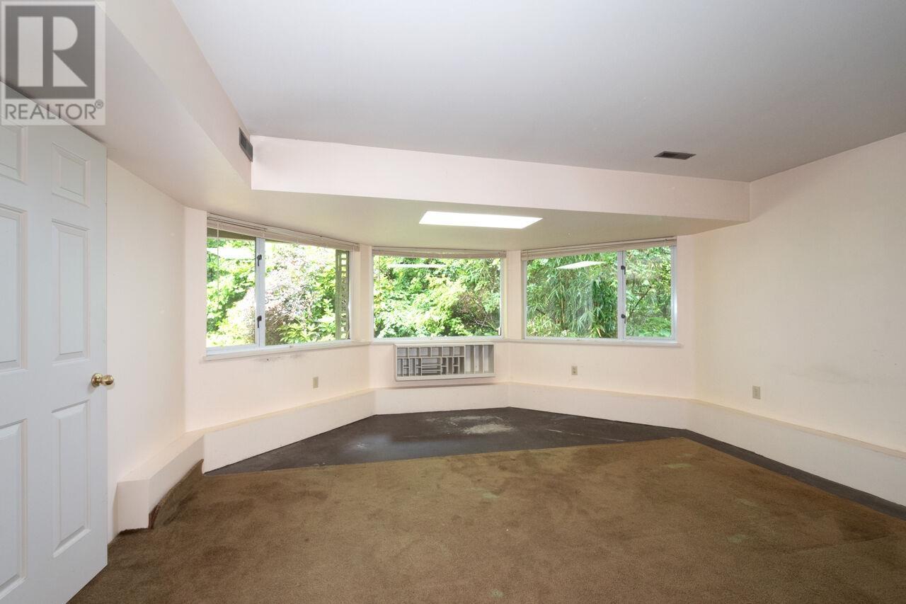 4197 Virginia Crescent, North Vancouver, British Columbia  V7R 3Z7 - Photo 31 - R2969092