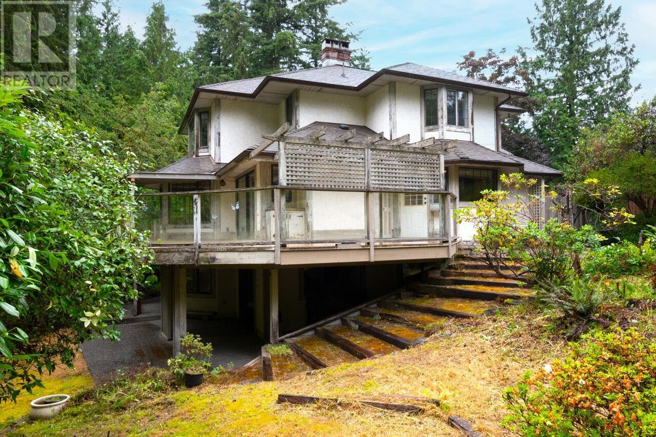 4197 Virginia Crescent, North Vancouver, British Columbia  V7R 3Z7 - Photo 38 - R2969092