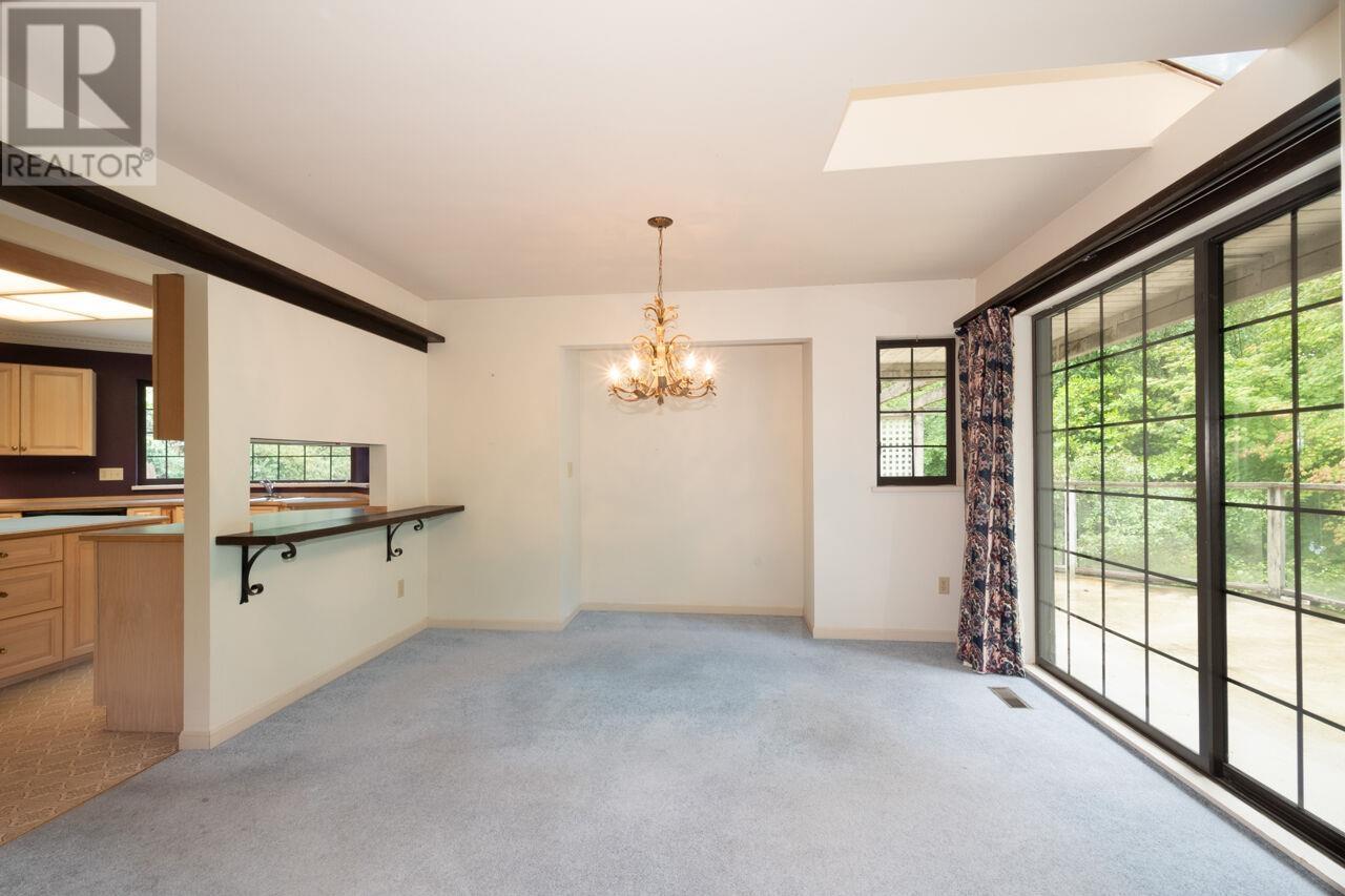 4197 Virginia Crescent, North Vancouver, British Columbia  V7R 3Z7 - Photo 8 - R2969092