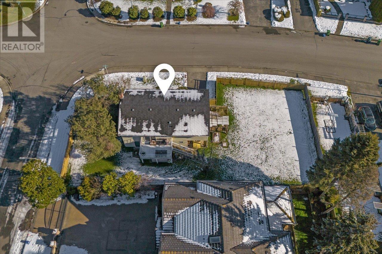 Listing Picture 3 of 37 : 7951 FROBISHER DRIVE, Richmond / 烈治文 - 魯藝地產 Yvonne Lu Group - MLS Medallion Club Member