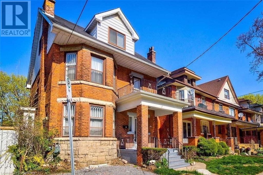 Property at 134 ONTARIO Avenue image 2