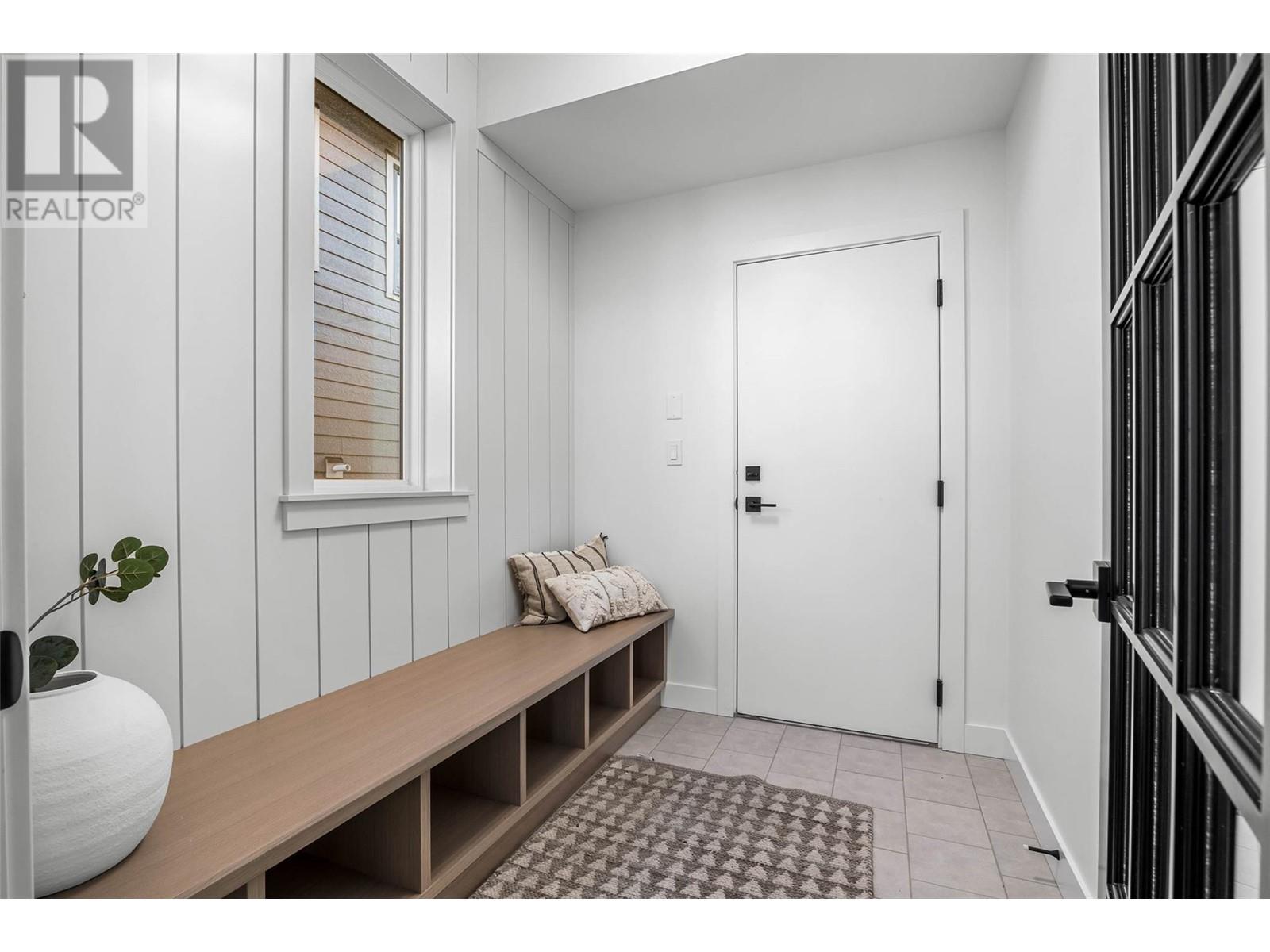 Property at 1291 BRECHIN Place image 4