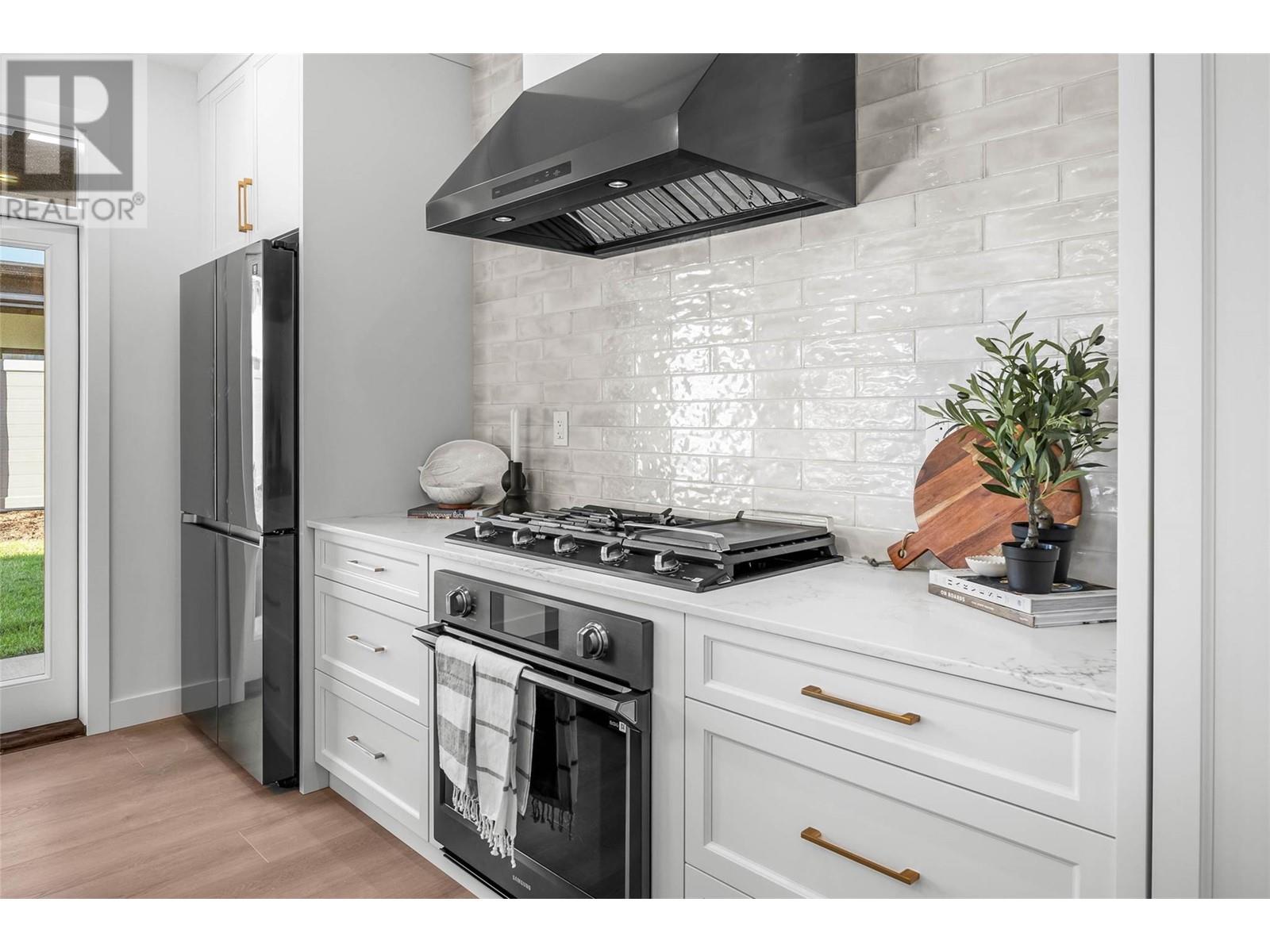 Property at 1291 BRECHIN Place image 5