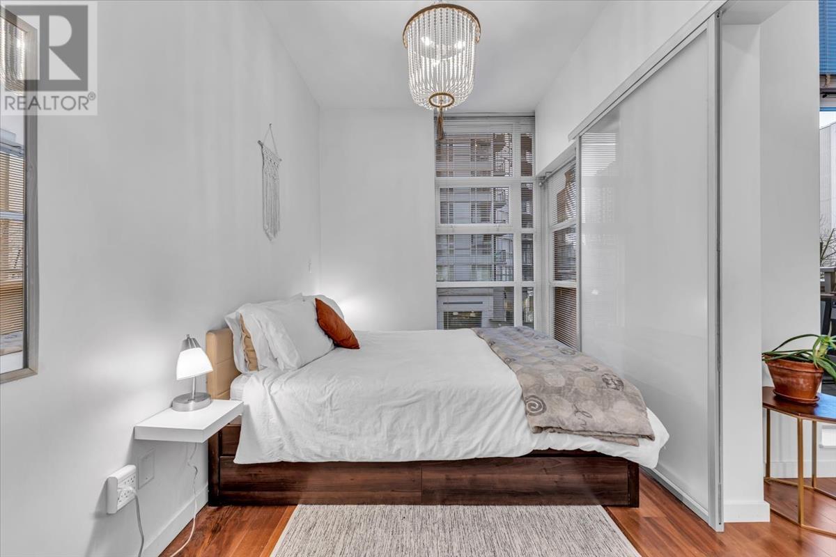 Listing Picture 13 of 23 : 306 1205 HOWE STREET, Vancouver / 溫哥華 - 魯藝地產 Yvonne Lu Group - MLS Medallion Club Member