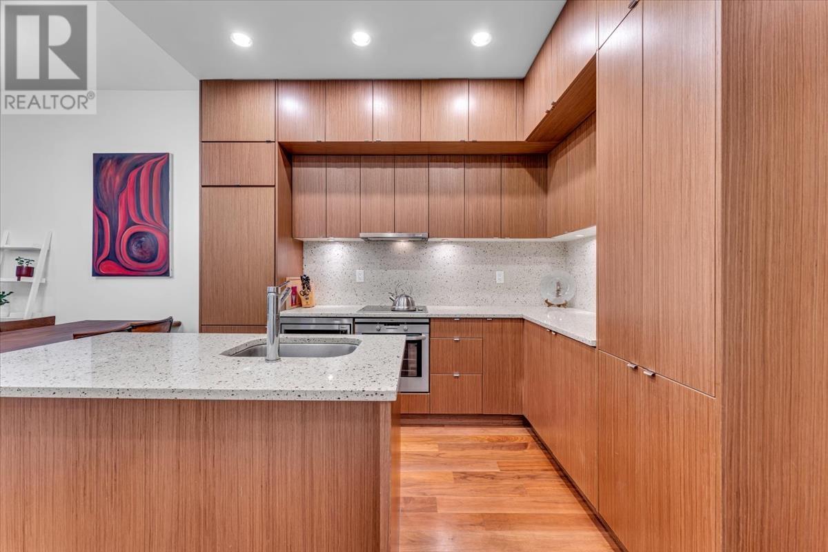 Listing Picture 9 of 23 : 306 1205 HOWE STREET, Vancouver / 溫哥華 - 魯藝地產 Yvonne Lu Group - MLS Medallion Club Member