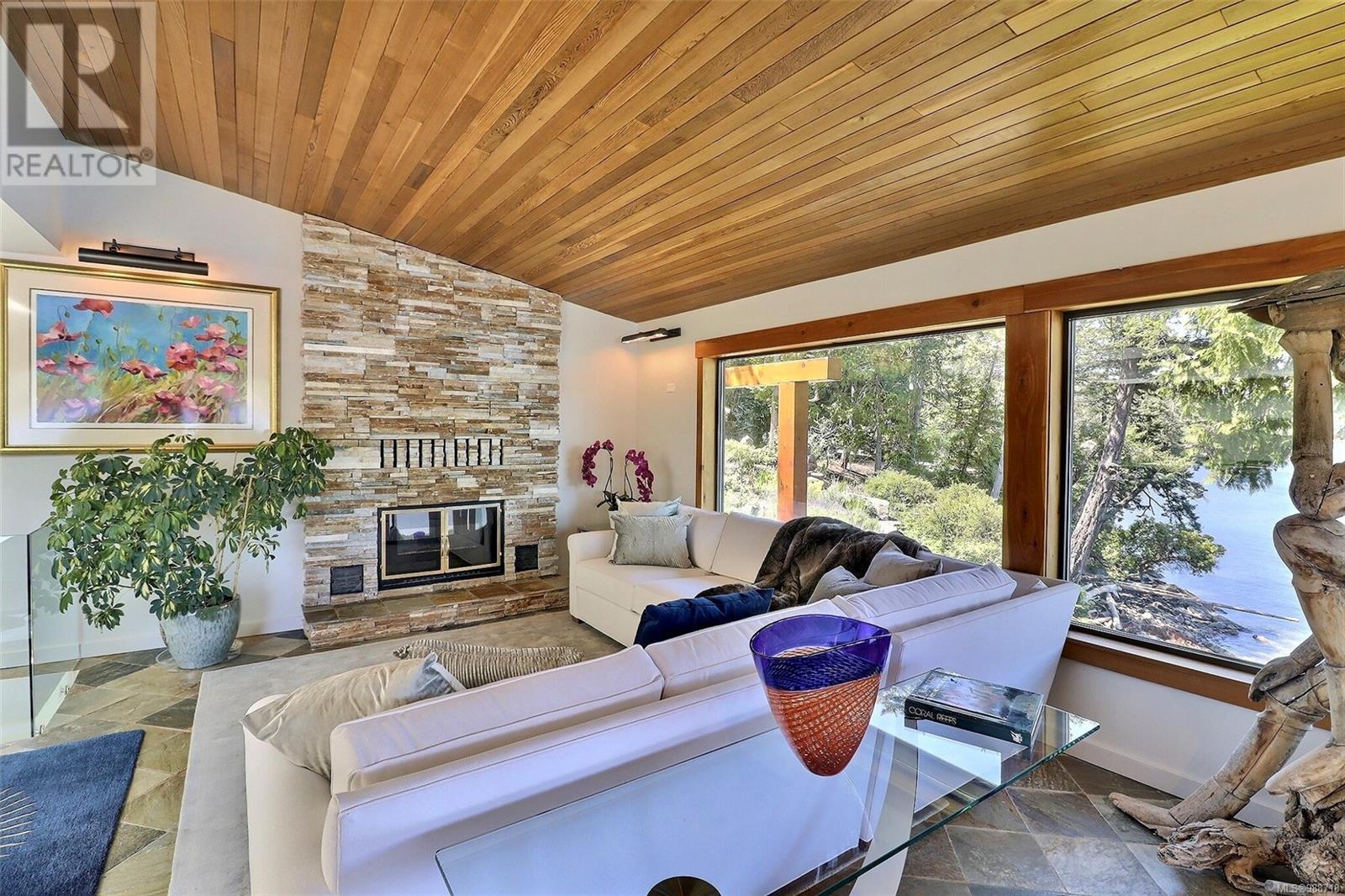 7909 Bedwell Dr, Pender Island, British Columbia  V0N 2M2 - Photo 30 - 988718