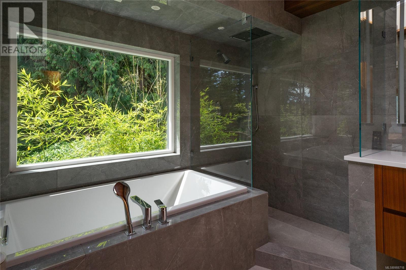 7909 Bedwell Dr, Pender Island, British Columbia  V0N 2M2 - Photo 33 - 988718