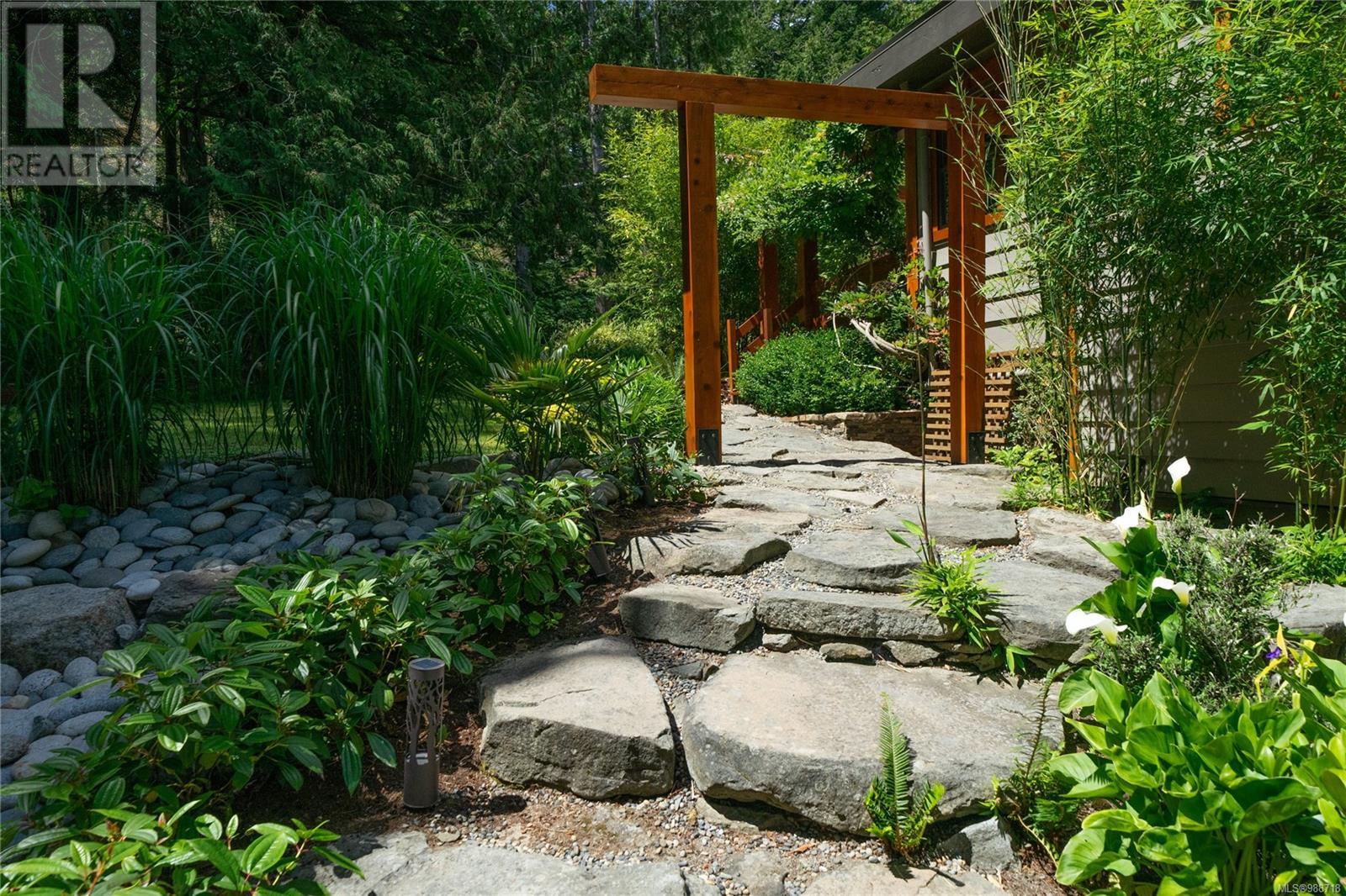 7909 Bedwell Dr, Pender Island, British Columbia  V0N 2M2 - Photo 48 - 988718
