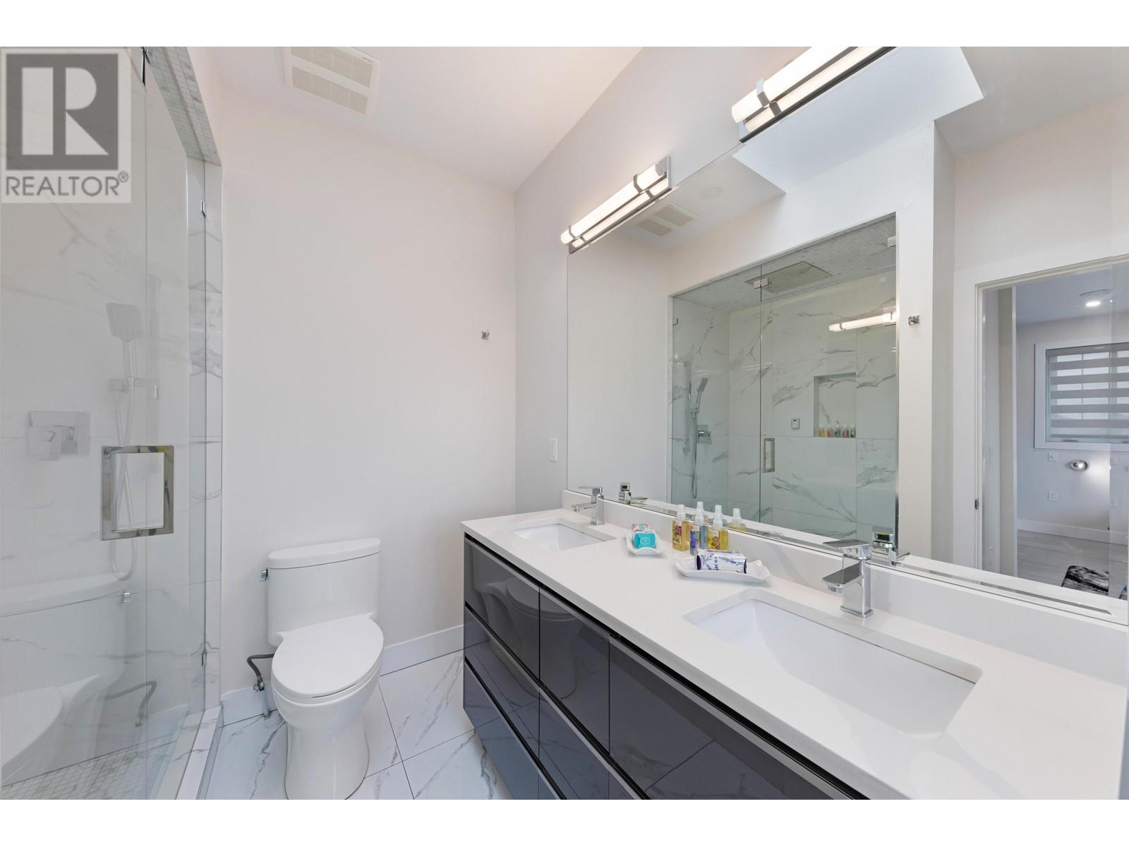 888 E 12th Avenue, Vancouver, British Columbia  V5T 2J2 - Photo 22 - R2967817
