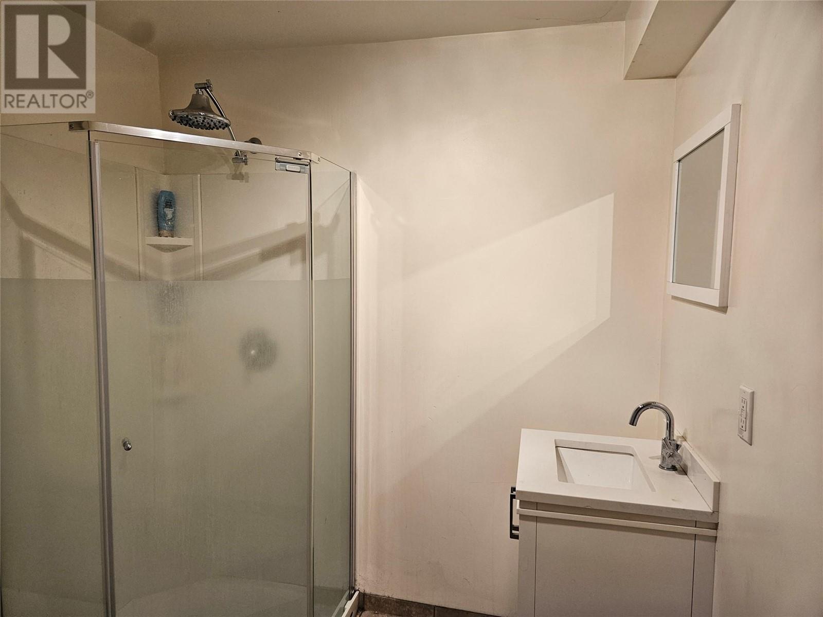 702 7th Avenue, Keremeos, British Columbia  V0X 1N0 - Photo 24 - 10334791