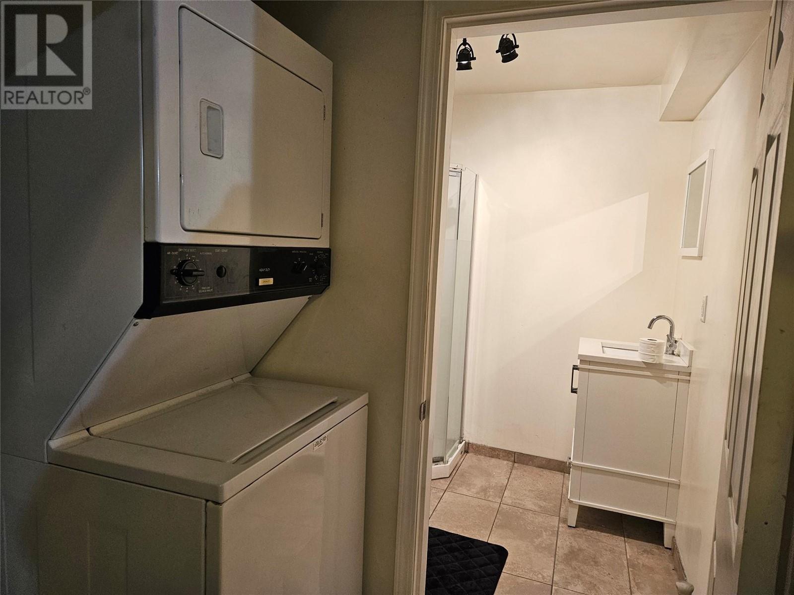 702 7th Avenue, Keremeos, British Columbia  V0X 1N0 - Photo 9 - 10334791