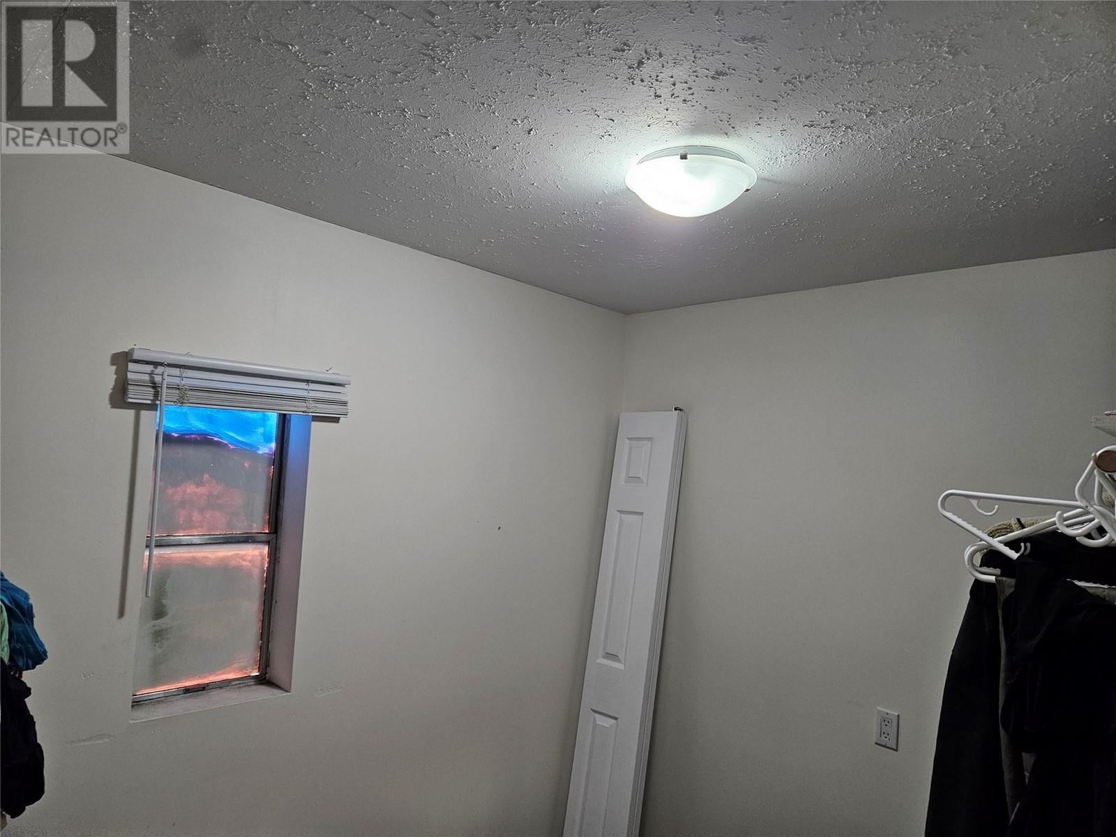 702 7th Avenue, Keremeos, British Columbia  V0X 1N0 - Photo 21 - 10334791