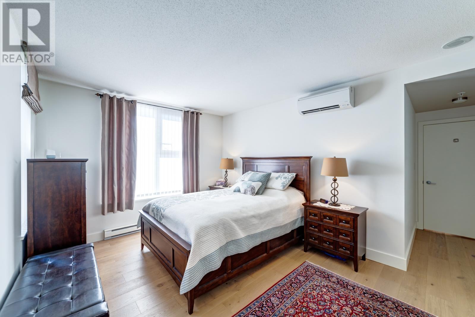 Listing Picture 10 of 28 : 307 1450 W 6TH AVENUE, Vancouver / 溫哥華 - 魯藝地產 Yvonne Lu Group - MLS Medallion Club Member