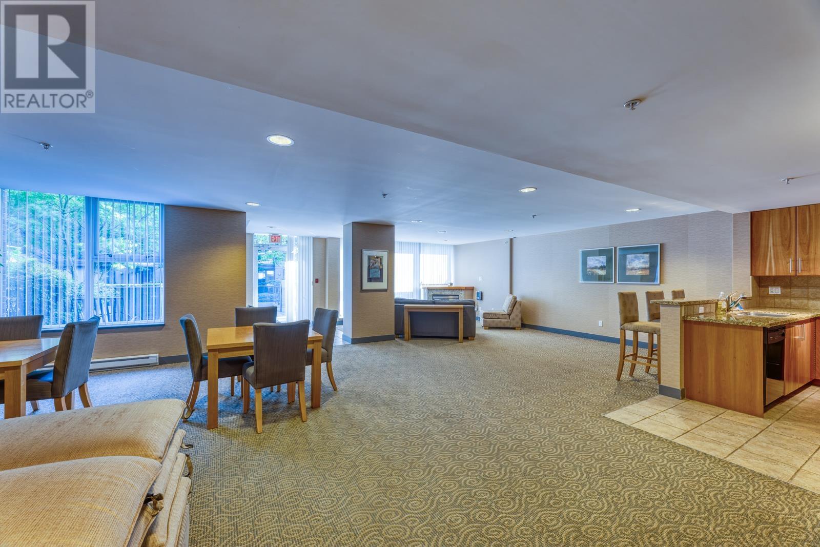 Listing Picture 23 of 28 : 307 1450 W 6TH AVENUE, Vancouver / 溫哥華 - 魯藝地產 Yvonne Lu Group - MLS Medallion Club Member