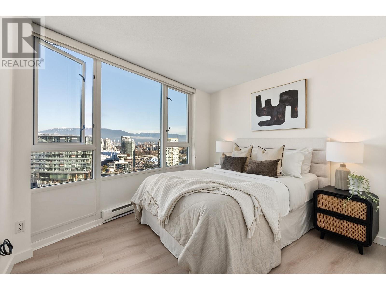 Listing Picture 19 of 31 : 3601 1033 MARINASIDE CRESCENT, Vancouver / 溫哥華 - 魯藝地產 Yvonne Lu Group - MLS Medallion Club Member