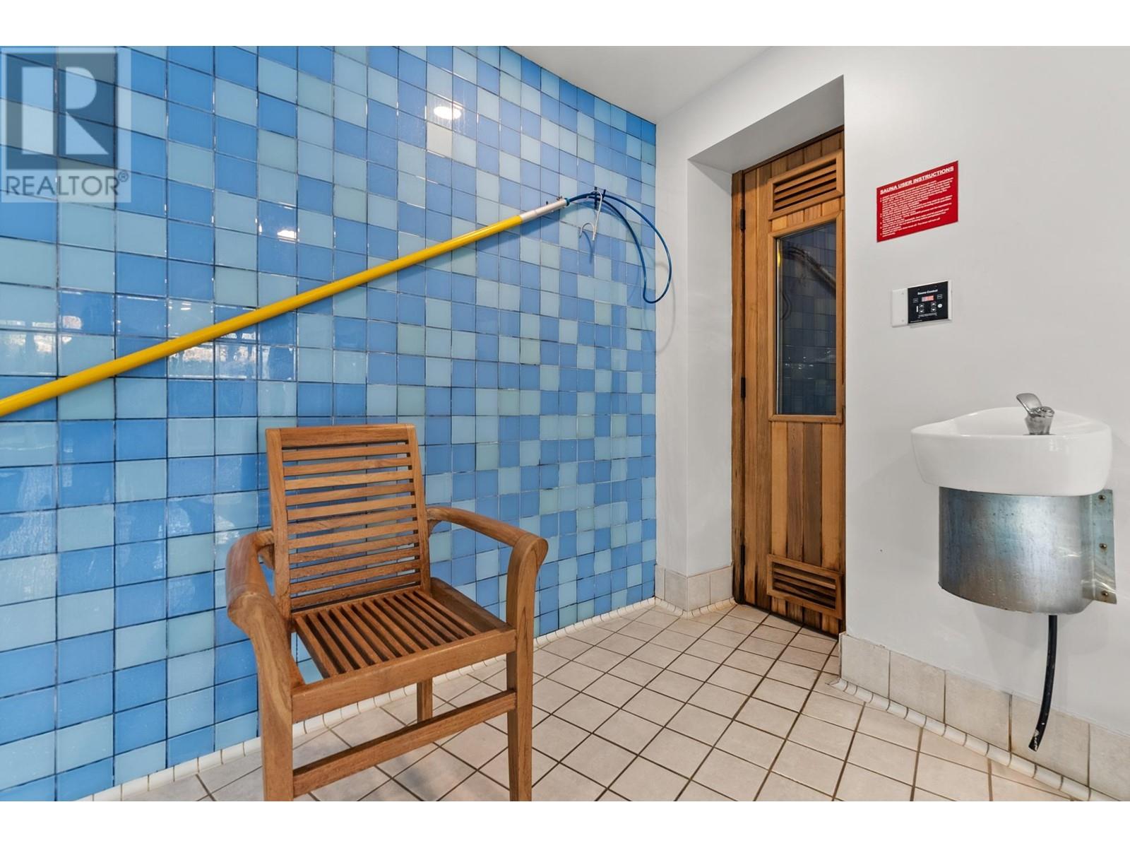 Listing Picture 29 of 31 : 3601 1033 MARINASIDE CRESCENT, Vancouver / 溫哥華 - 魯藝地產 Yvonne Lu Group - MLS Medallion Club Member