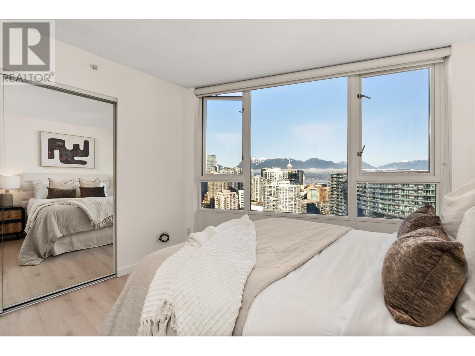 Listing Picture 20 of 31 : 3601 1033 MARINASIDE CRESCENT, Vancouver / 溫哥華 - 魯藝地產 Yvonne Lu Group - MLS Medallion Club Member