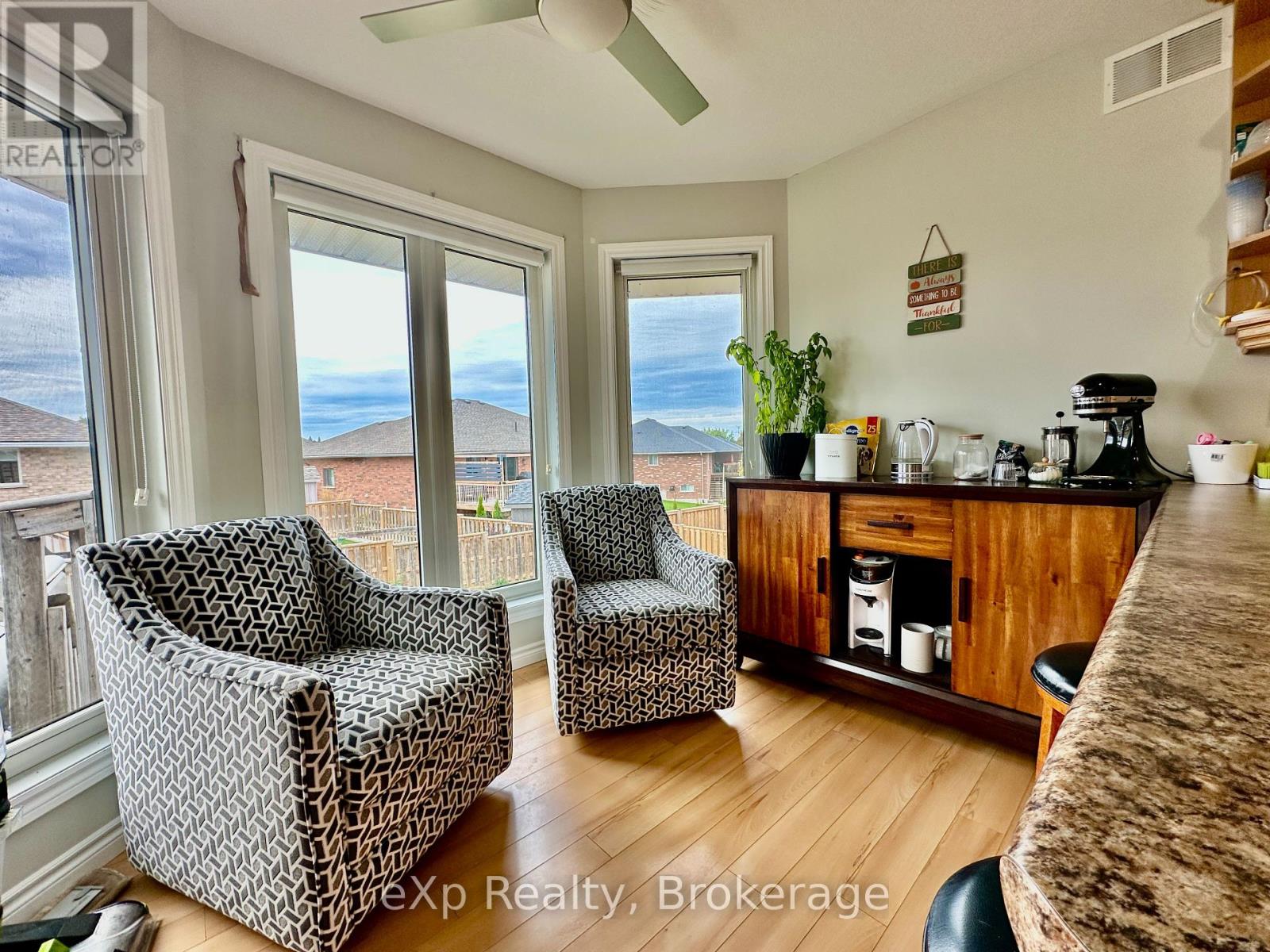 676 23rd Avenue, Hanover, Ontario  N4N 3X4 - Photo 6 - X11981654