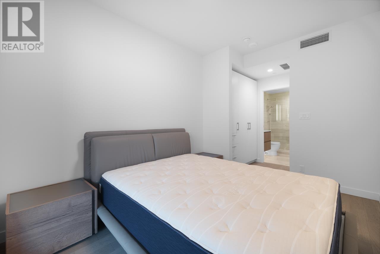Listing Picture 14 of 37 : 504 6811 PEARSON WAY, Richmond / 烈治文 - 魯藝地產 Yvonne Lu Group - MLS Medallion Club Member