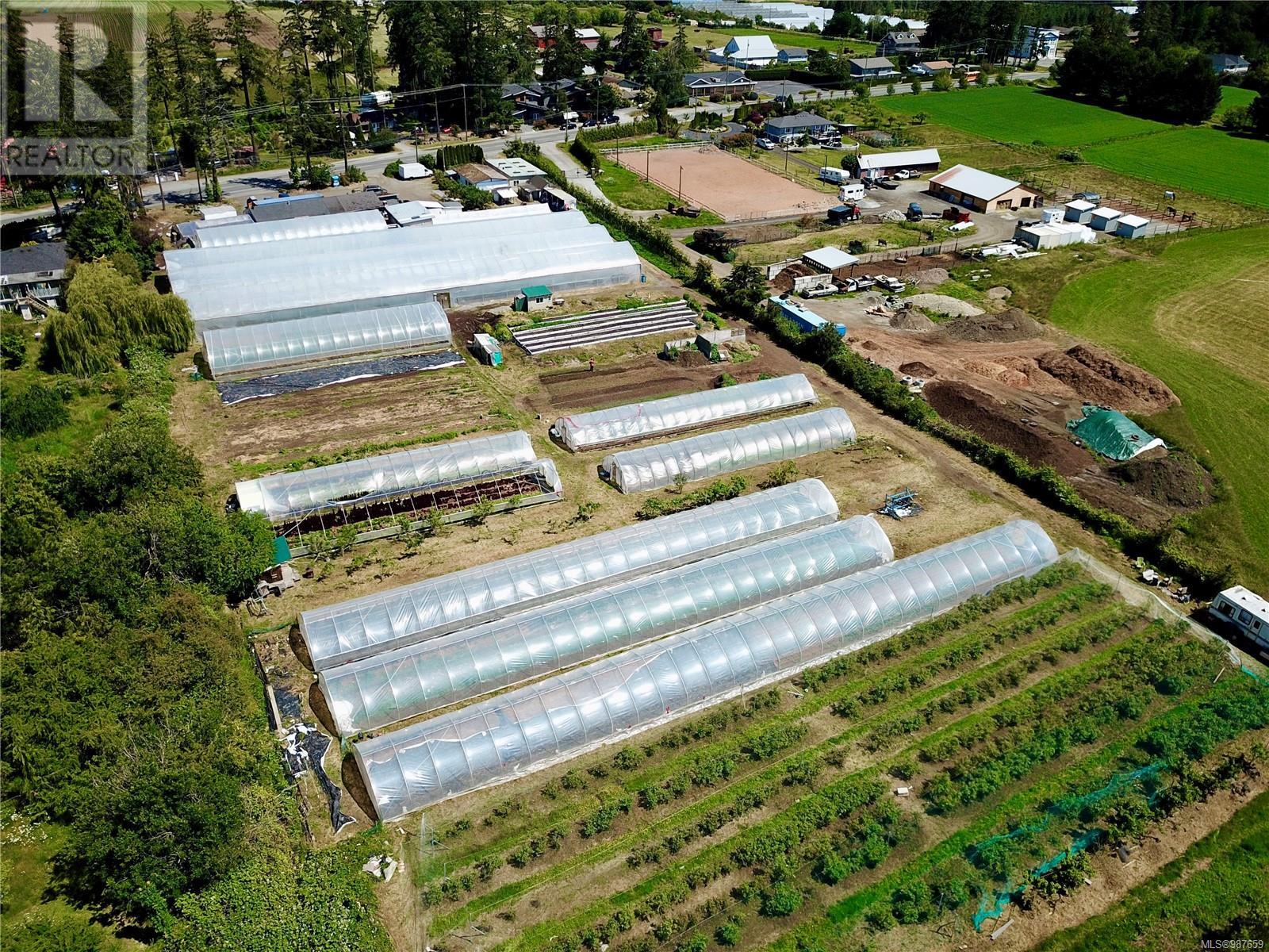 Property at 8214 East Saanich Rd image 3