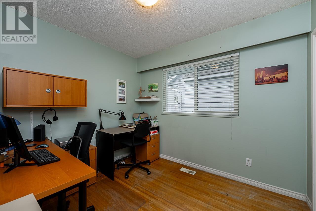 8441 11th Avenue, Burnaby, British Columbia  V3N 2P5 - Photo 18 - R2968431