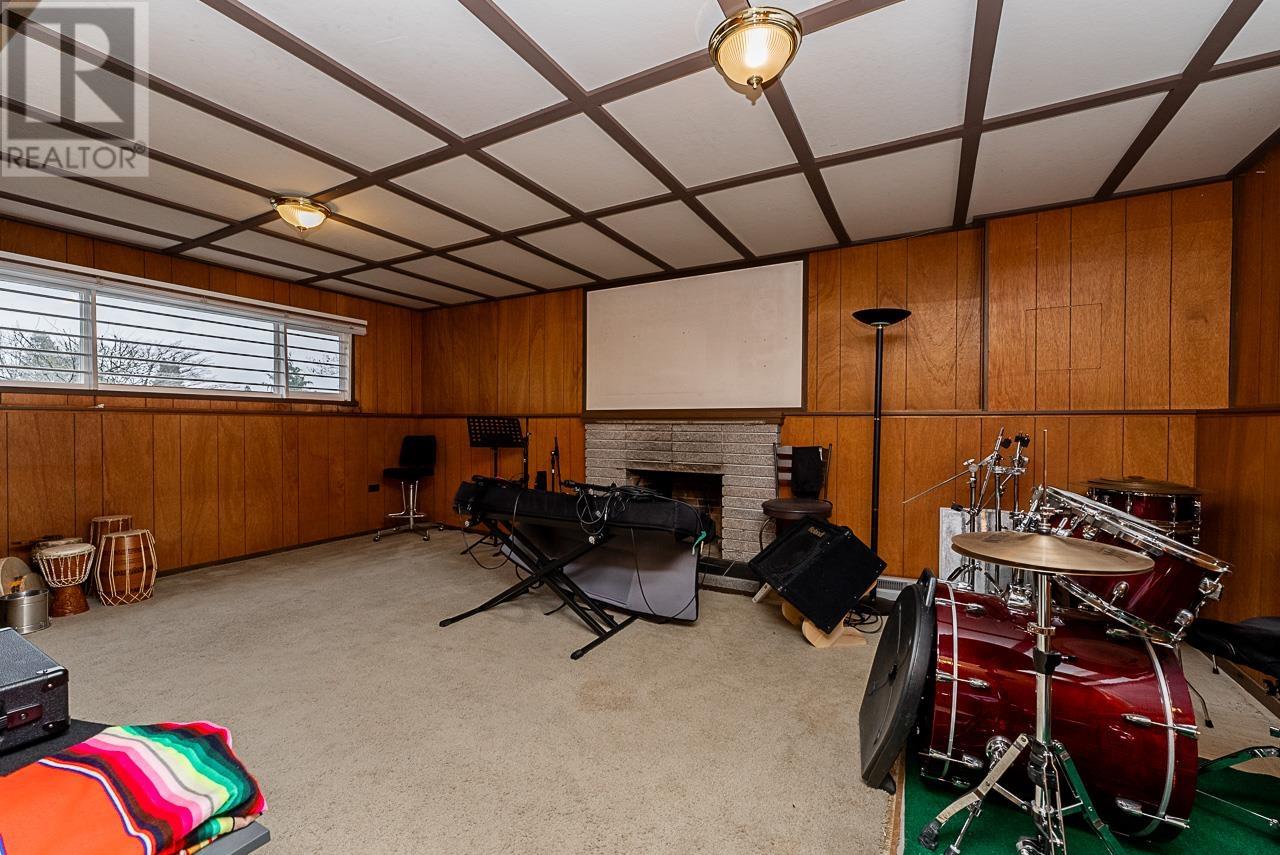 8441 11th Avenue, Burnaby, British Columbia  V3N 2P5 - Photo 23 - R2968431