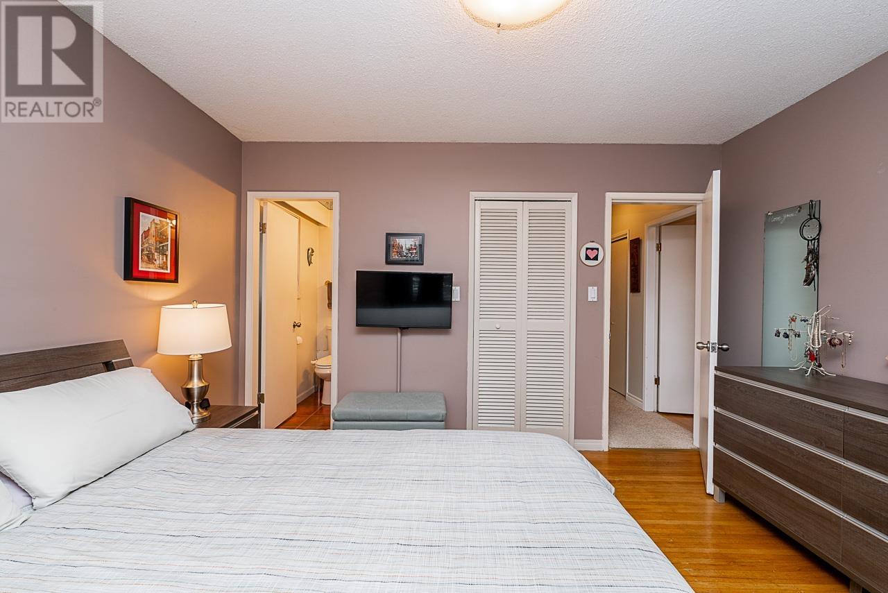 8441 11th Avenue, Burnaby, British Columbia  V3N 2P5 - Photo 16 - R2968431
