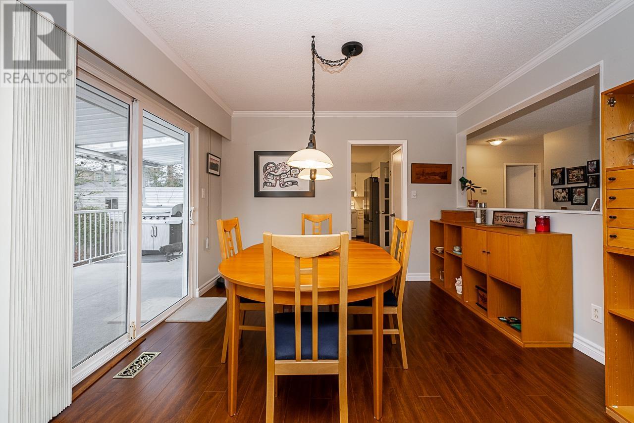 8441 11th Avenue, Burnaby, British Columbia  V3N 2P5 - Photo 8 - R2968431