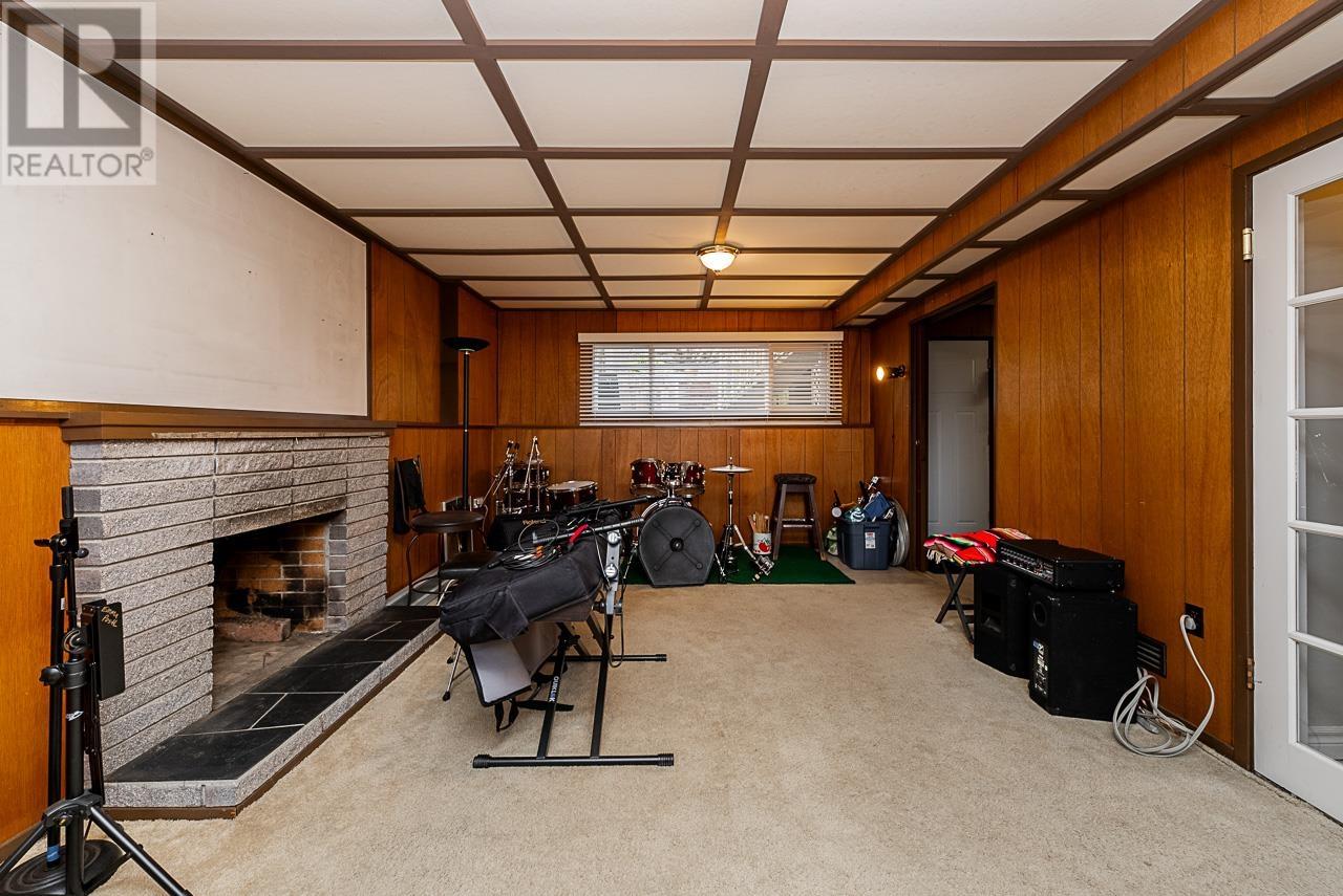 8441 11th Avenue, Burnaby, British Columbia  V3N 2P5 - Photo 24 - R2968431