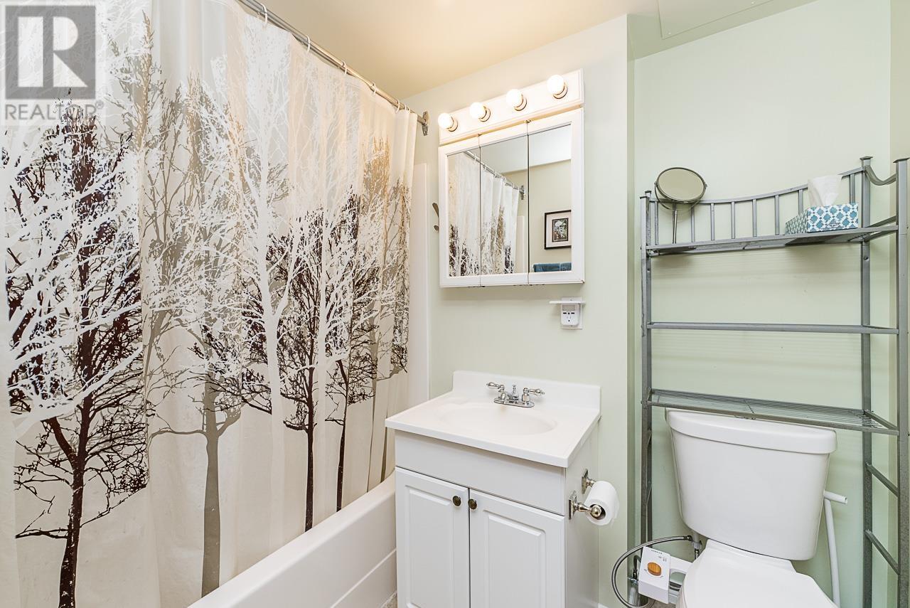 8441 11th Avenue, Burnaby, British Columbia  V3N 2P5 - Photo 20 - R2968431
