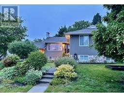 8441 11TH AVENUE, Burnaby, British Columbia