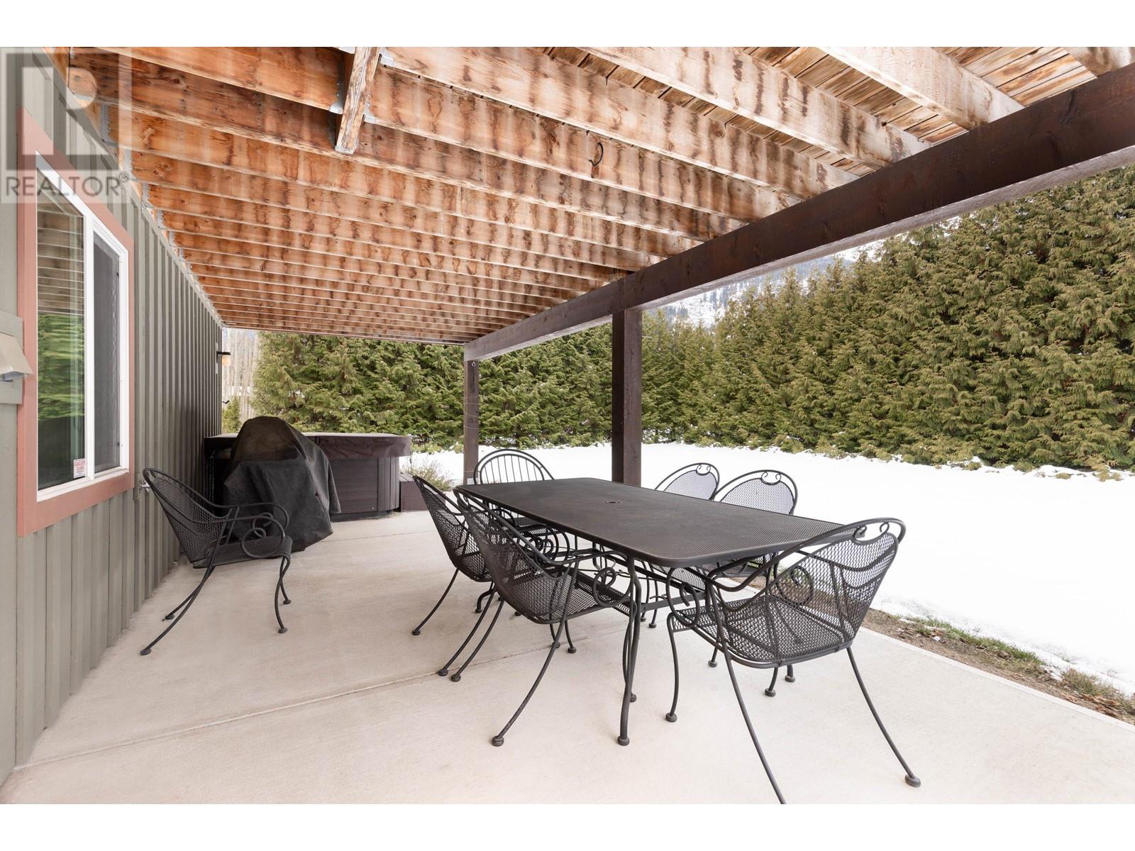 7621 Anderson Road, Pemberton, British Columbia  V0N 2L2 - Photo 27 - R2969174