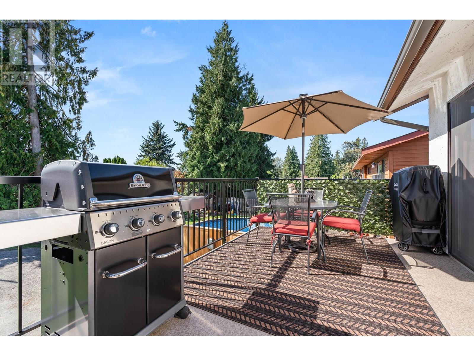 20340 Thorne Avenue, Maple Ridge, British Columbia  V2X 8T9 - Photo 22 - R2968848